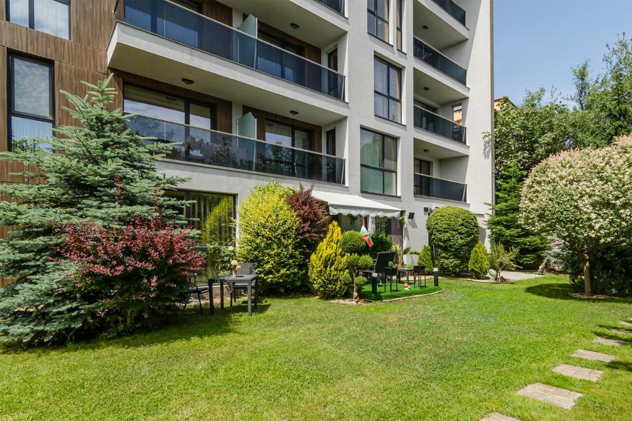 Apartamento Garden Palace Varna Exterior foto